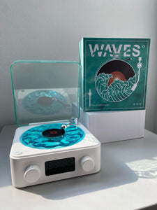 REPRODUCTOR DE VINILO WAVES – Altavoz Bluetooth + Luces RGB + Sonido Oceánico | Diseño Olas Marinas