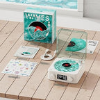 REPRODUCTOR DE VINILO WAVES – Altavoz Bluetooth + Luces RGB + Sonido Oceánico | Diseño Olas Marinas