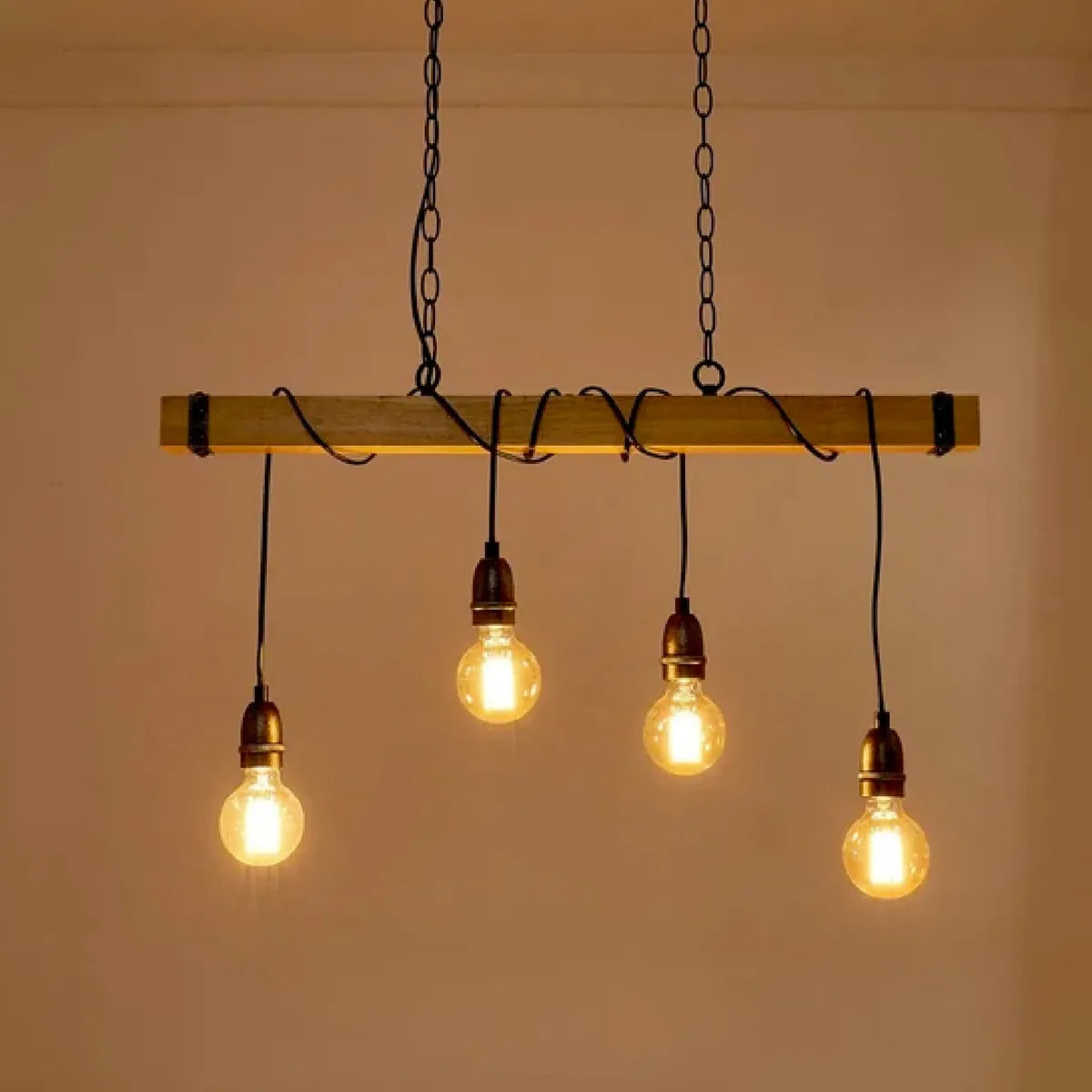 Lámpara Colgante Safiro 4 Luces E27 Atikus – Elegancia nórdica y calidez natural